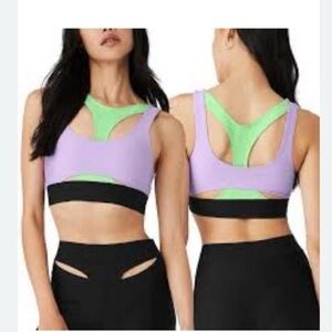 Alo yoga Airlift workout sports bra Medium NWOT
